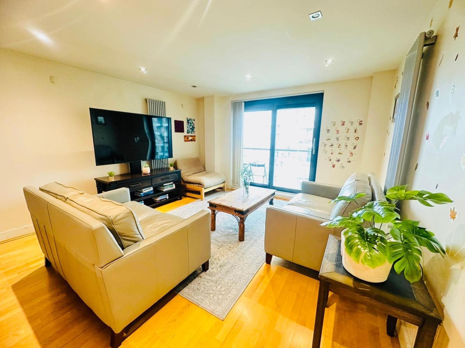 Modern 2Bed 2Bath Apartment Canary Wharf - Upto 5 Person 伦敦 外观 照片