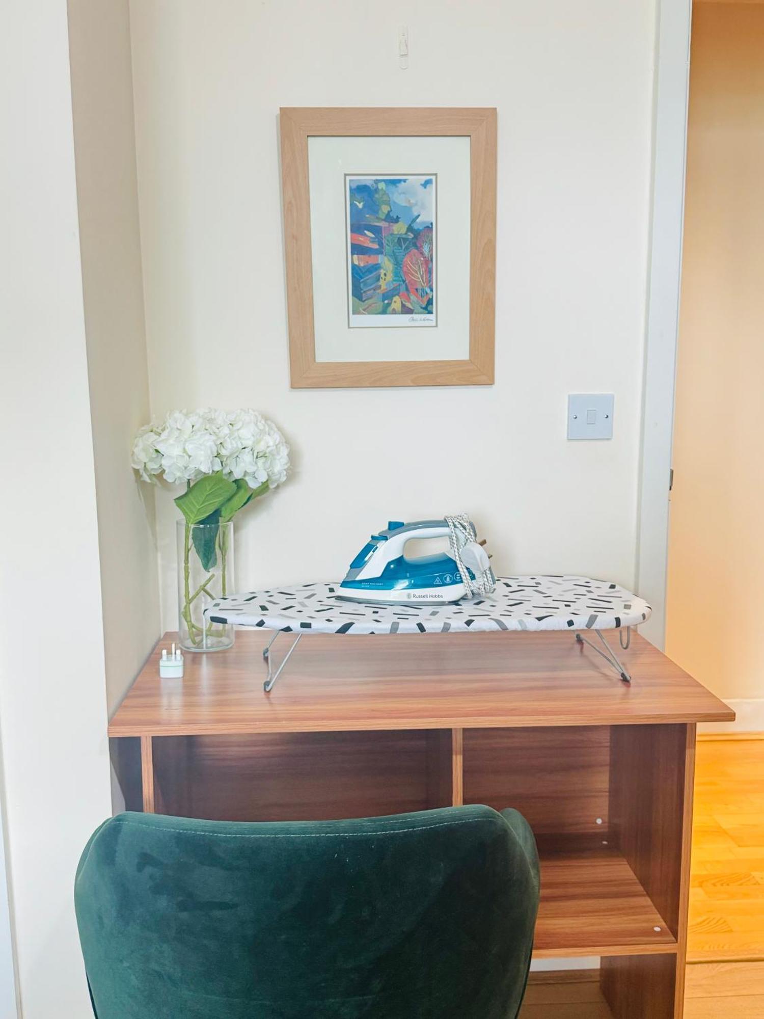 Modern 2Bed 2Bath Apartment Canary Wharf - Upto 5 Person 伦敦 外观 照片