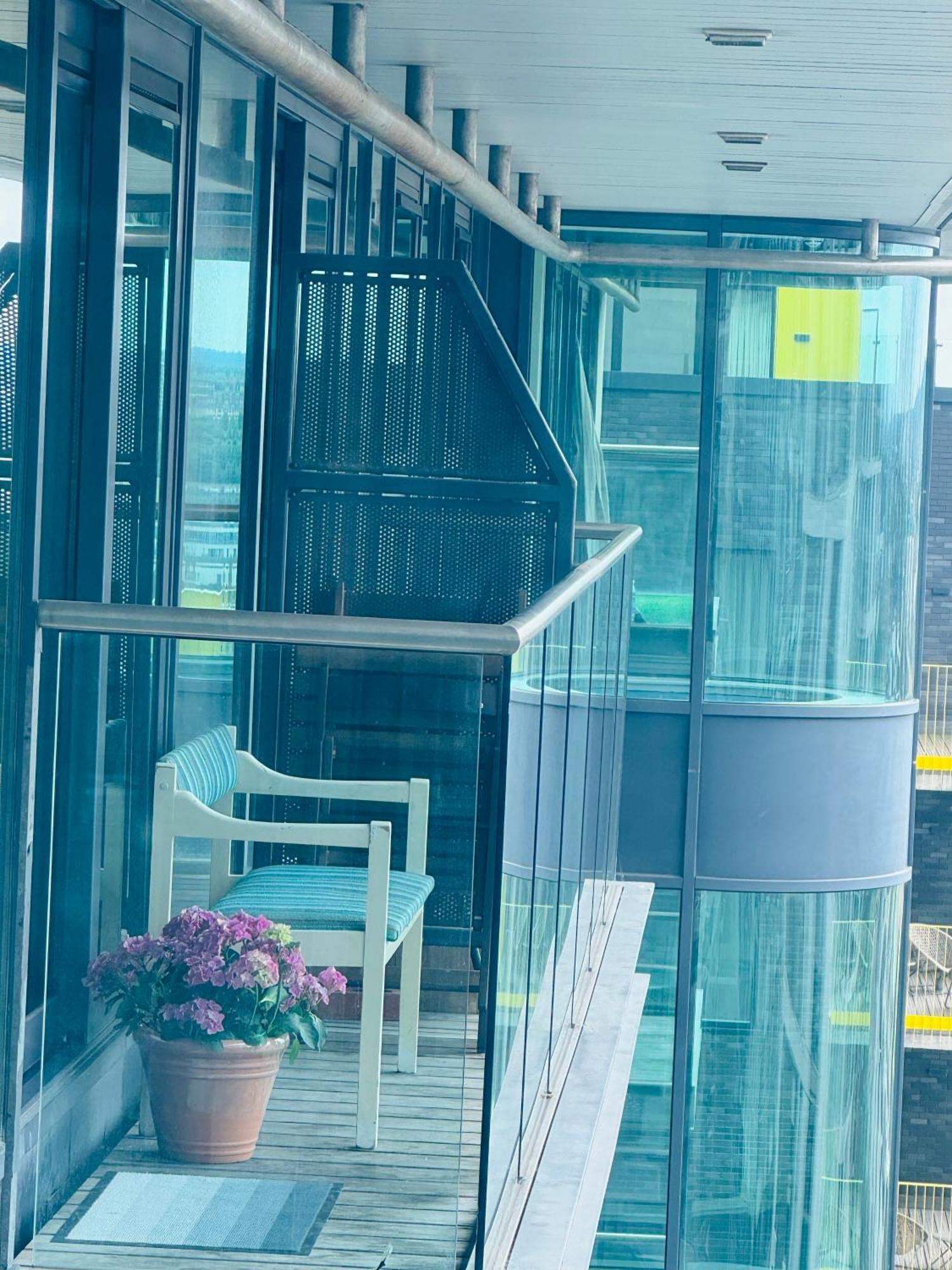 Modern 2Bed 2Bath Apartment Canary Wharf - Upto 5 Person 伦敦 外观 照片